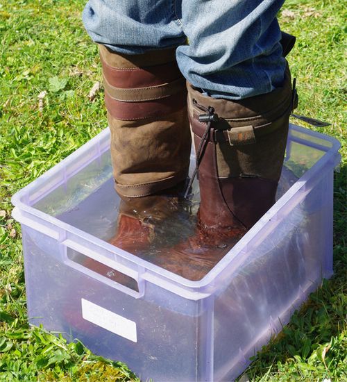 Test d'étanchéité des bottes en cuir 2